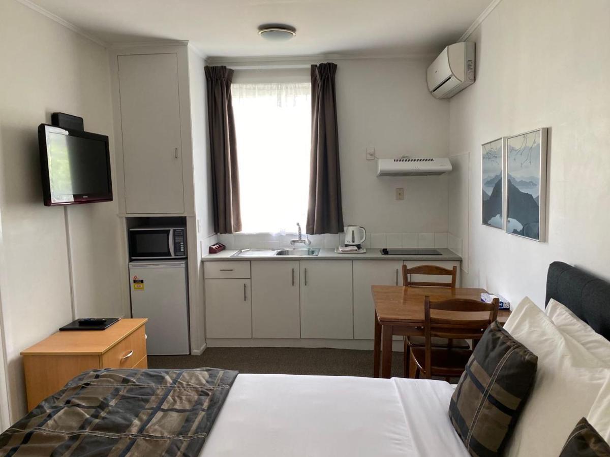 Alpers Lodge & Conference Centre Auckland Bagian luar foto