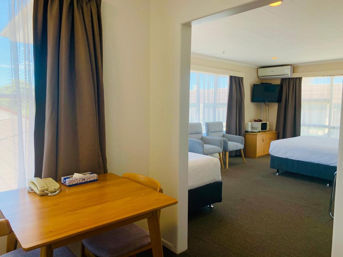 Alpers Lodge & Conference Centre Auckland Bagian luar foto
