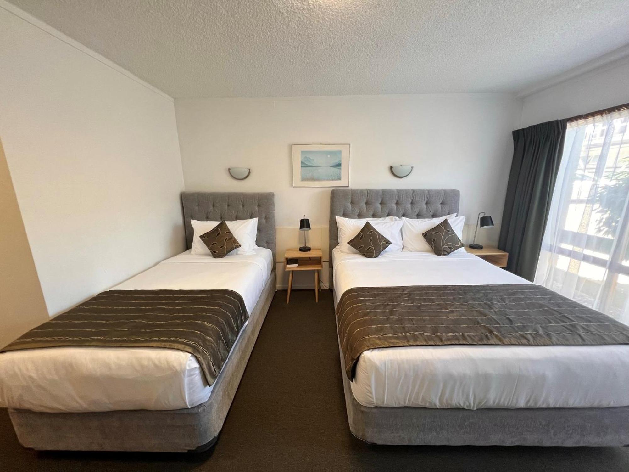 Alpers Lodge & Conference Centre Auckland Bagian luar foto